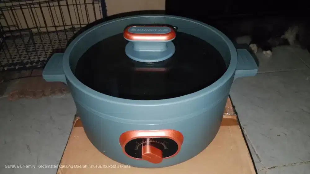 Panci listrik serbaguna