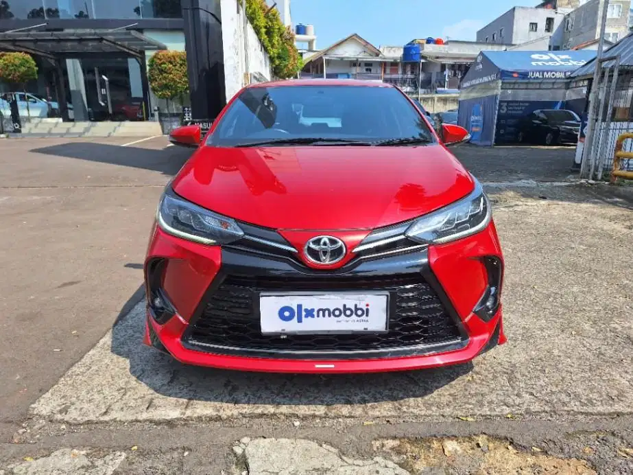 LOW DP Toyota Yaris 1.5 S GR Sport Bensin-AT 2023 6RV