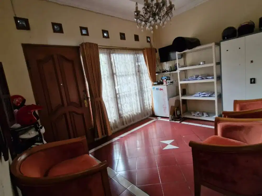 Dijual Rumah Terawat 2 Lantai Posisi Hook Siap Huni Minimalis Lokasi di Margahayu Permai Kopo Bandung