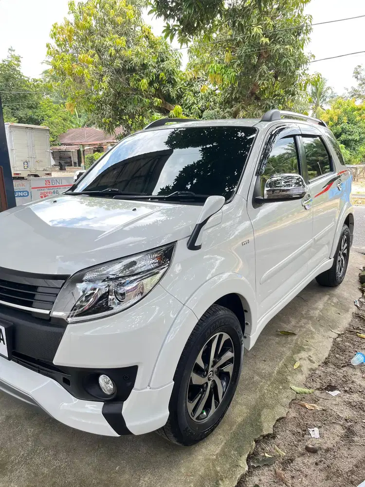 Toyota Rush 2017 Bensin