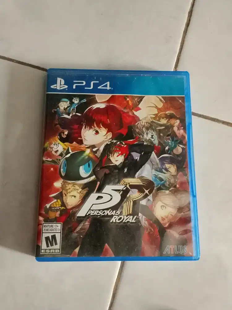 Dijual kaset persona 5 royal masih bagus