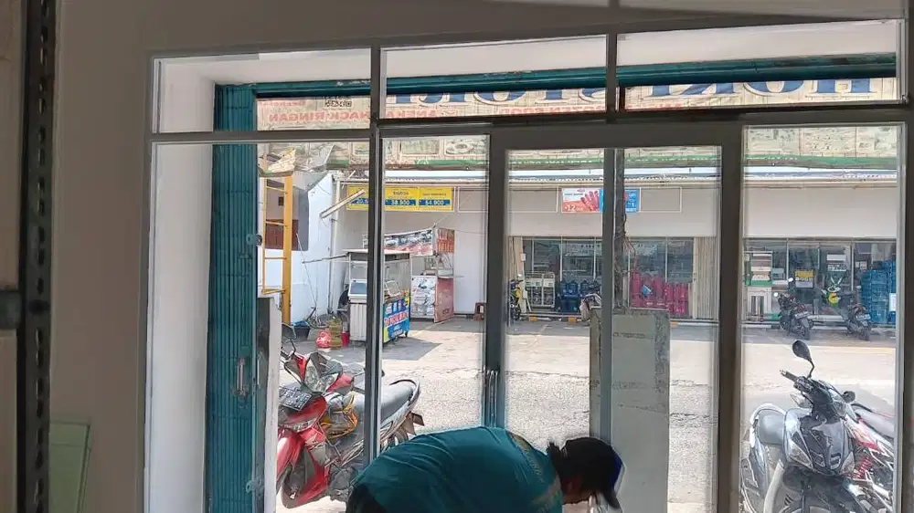 Pasang Partisi Kantor Pakai Kusen Alumunium - Aluminum - Gypsum Kaca
