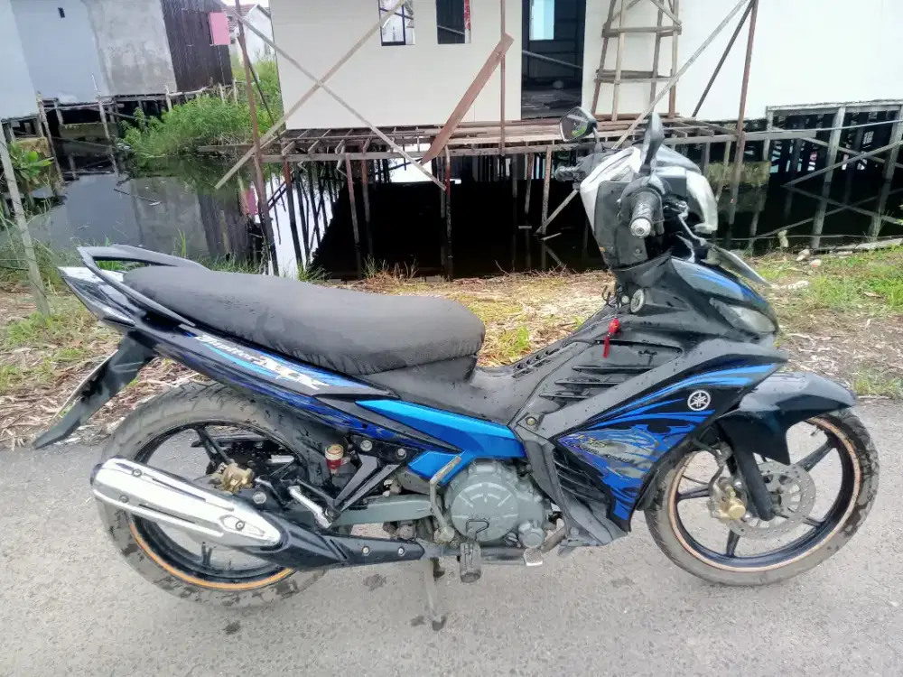 Di jual Yamaha Jupiter MX 135 tahun 2011