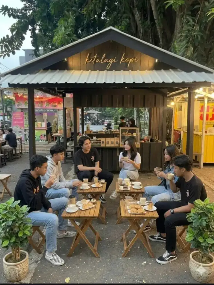 Di cari barista yang cukup pengalaman