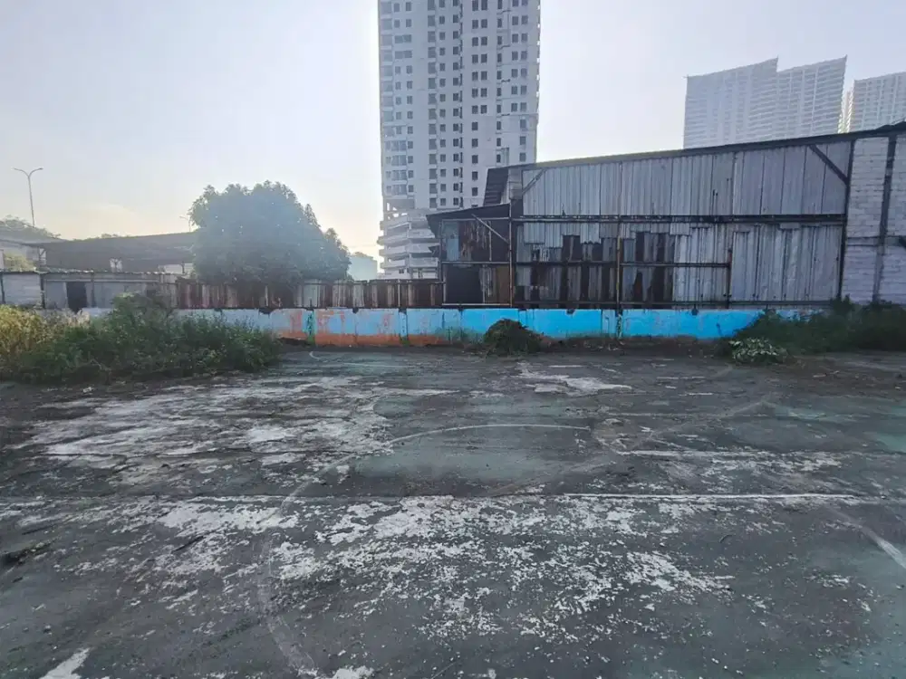 Dijual Tanah Cocok untuk Cafe, Komersil, Lapangan Futsal/Padel di Kota Bekasi