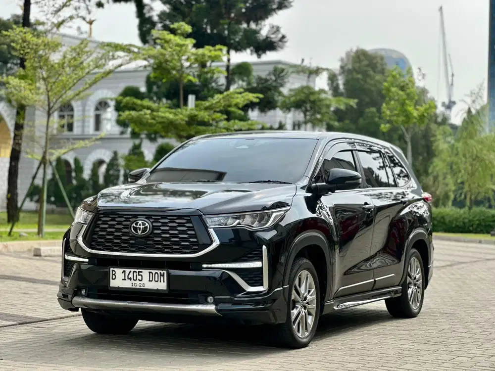 Toyota Innova Zenix 2.0 Q Hybrid Modelista AT 2023