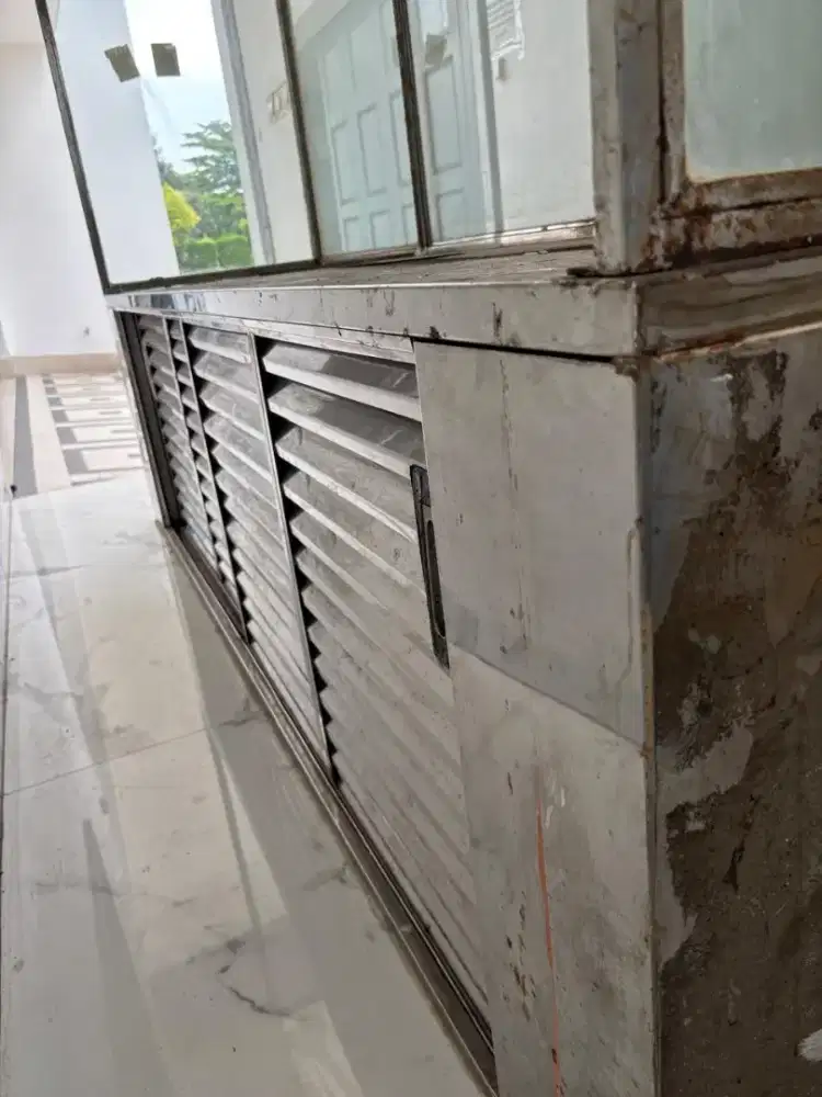 Etalase Stainless Steel