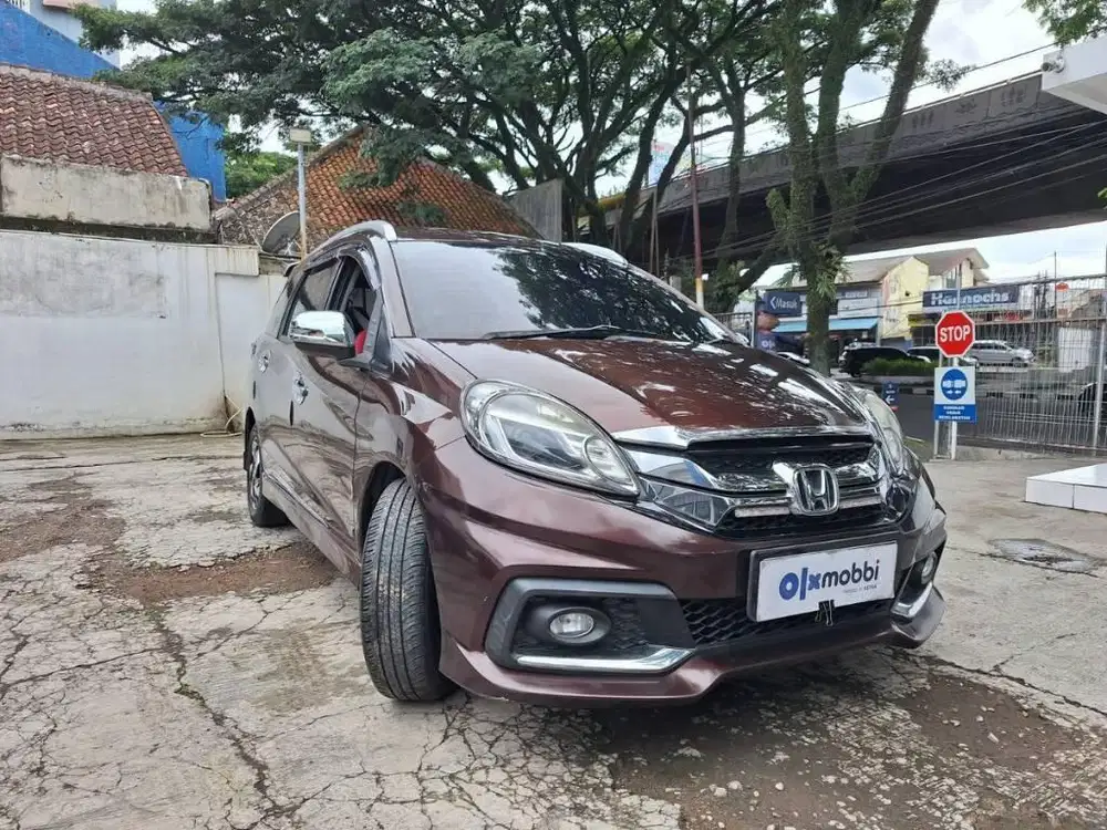 DP Rendah -  Honda Mobilio RS Bensin-AT 2014