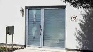 Pasang Sekat Kantor Pakai Gypsum Kaca - Kusen Alumunium Aluminium WPC