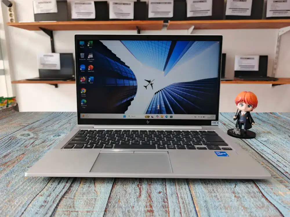 Laptop Bekas HP ELITEBOOK 840 G8