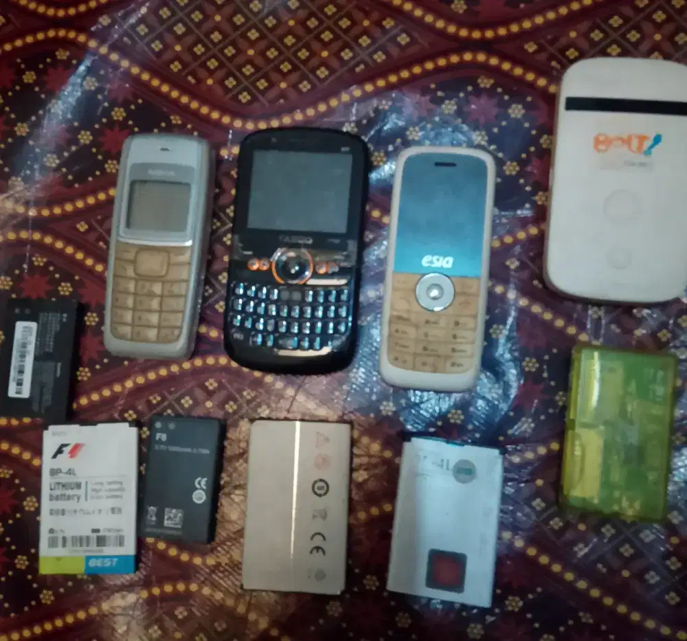 Handphone jadulan nih