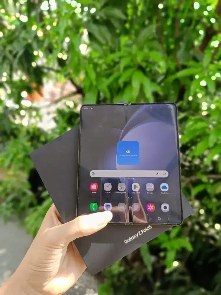TT/Mahar Samsung Galaxy Fold 5 512gb Resmi Indonesia Fullset