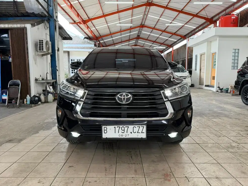 KM 50 rb Innova reborn 2.4 V at diesel 2022 hitam solar diesel matic