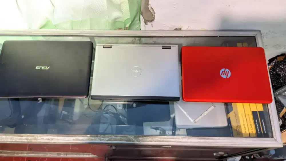 Laptop second sejutaan