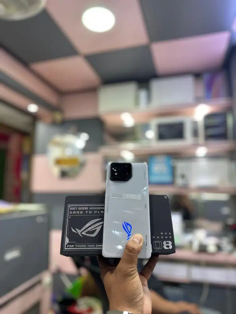 Asus Rog Phone 8 12/256Gb Fullset Original garansi maret 2027 likenew