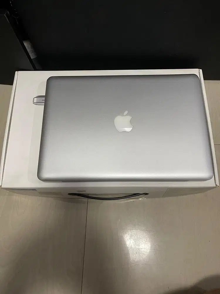Macbook Pro 2012 ex iBox mulus