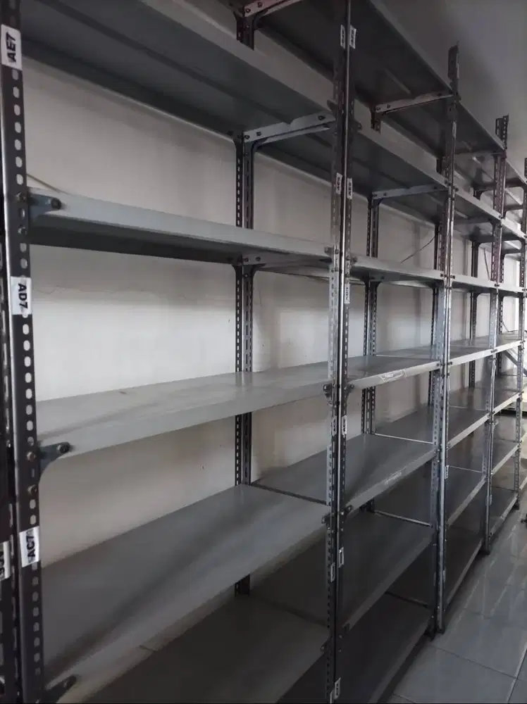 Jual Murah Rak Besi Siku Lubang Ukuran 100 x 40 x 270 cm 7 Ambalan