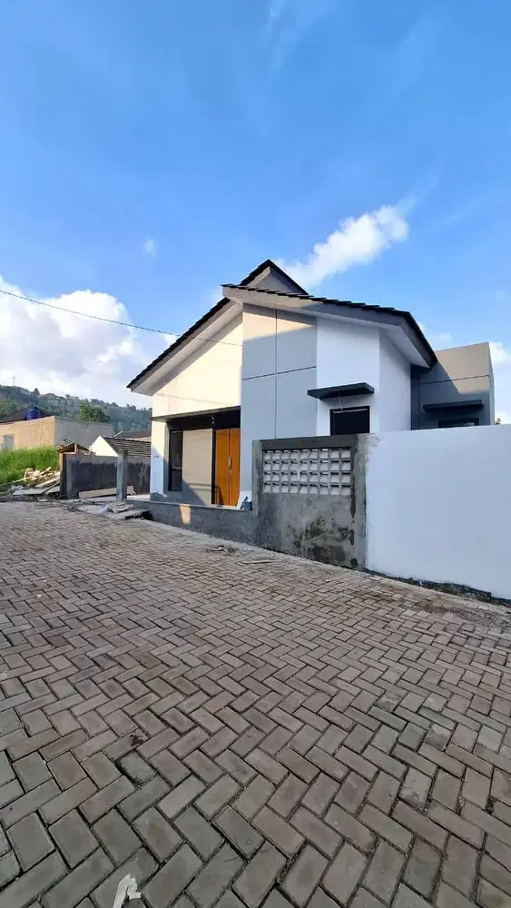 Rumah 1Lt Minimalis Praktis Lokasi Strategis - Jatihandap Kota Bandung