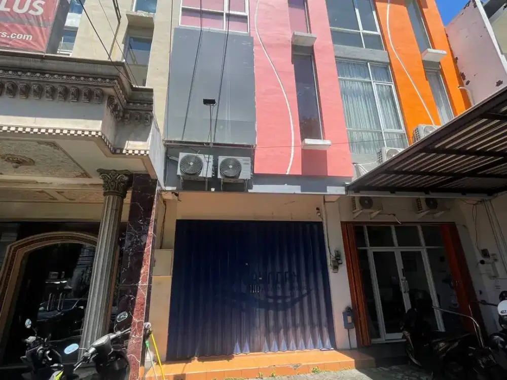Disewakan Ruko Strategis 3 Lantai Terawat Siap Pakai di Suhat Lowokwaru Malang