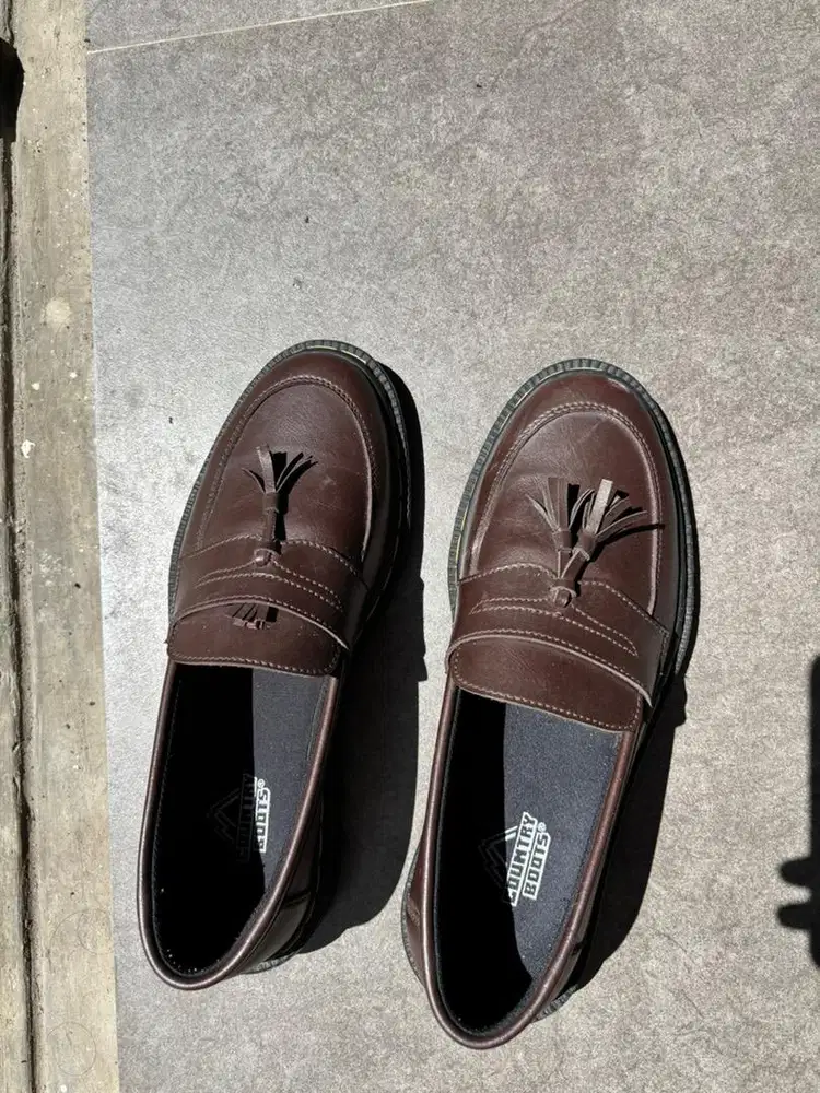 Loafer country boots