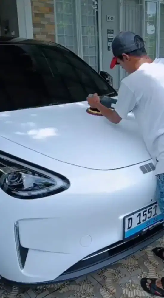 Jasa panggilan poles mobil dan motor