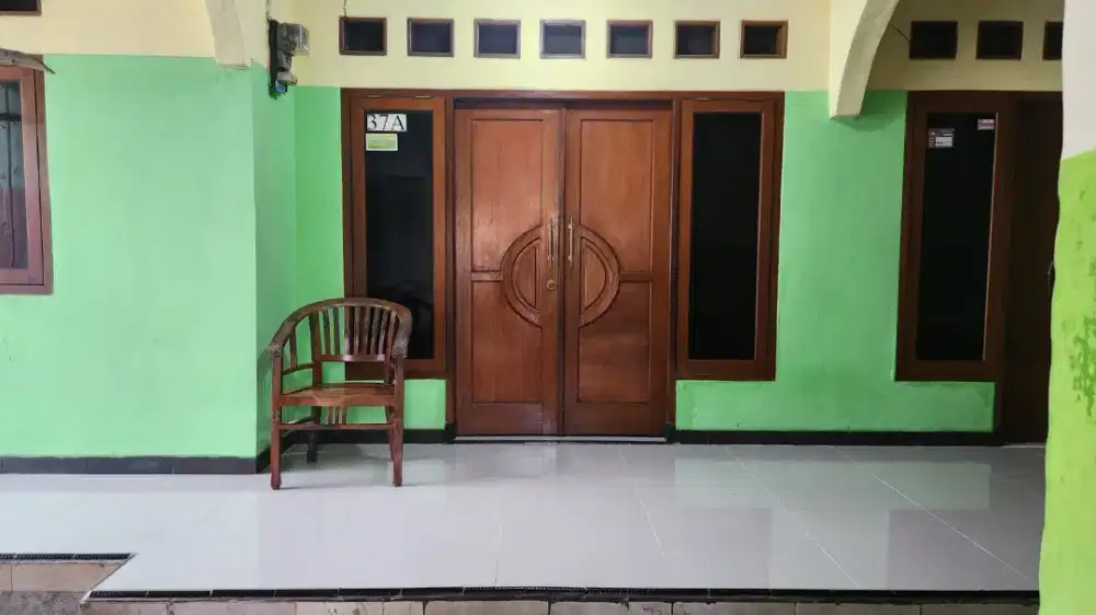 KONTRAKAN RUMAH DEKAT STAT POCIN