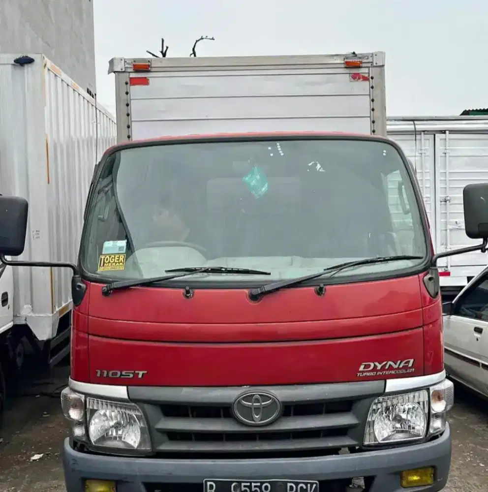 Toyota Dyna Rino engkel long box tahun 2012