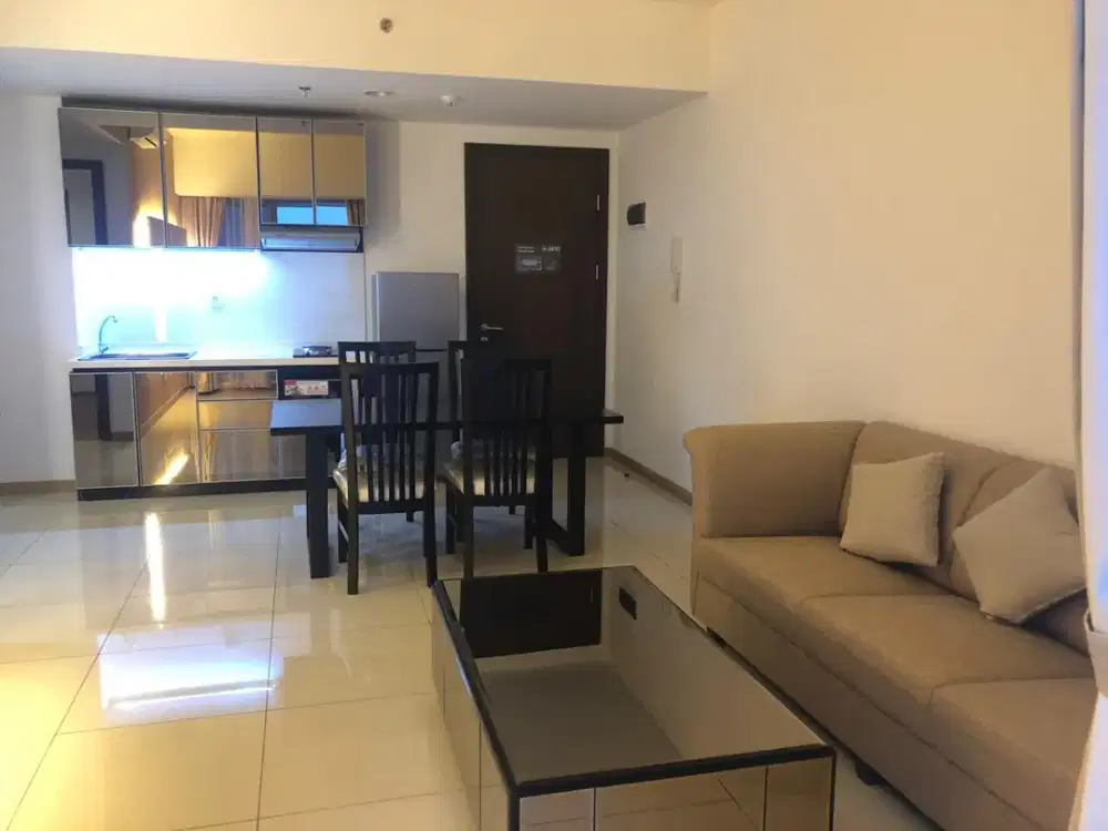 DIJUAL APARTEMEN 2 BR ( FURNISH ) M-TOWN SIGNATURE, SUMMARECON SERPONG - TANGERANG