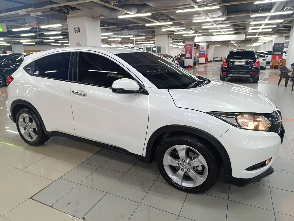 DP 11 juta Honda HRV E 1.5 AT Tahun 2016/2017