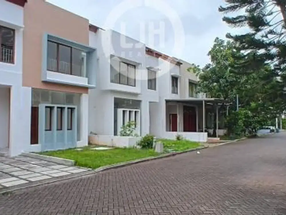 Rumah Lokasi Strategis di Cluster Alamanda JGC, Cakung, Jakarta Timur