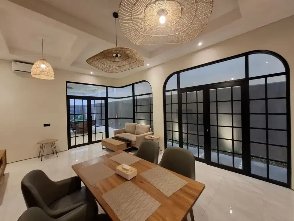 Dijual/disewakan 2 Unit Villa Baru Lantai 3 - Lokasi Seseh Munggu dekat Canggu, Bali