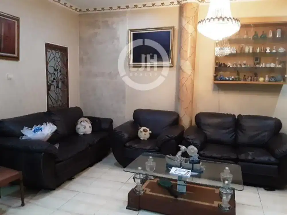 Rumah Semi Furnish di Alamanda Harapan Indah, Bekasi, Jawa Barat