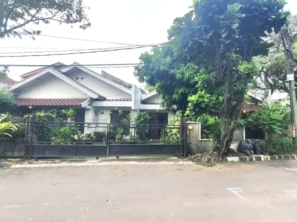 Rumah Disewakan Lokasi Strategis, Bebas Banjir, dekat ST. Pd Ranji dan Tol Bintaro