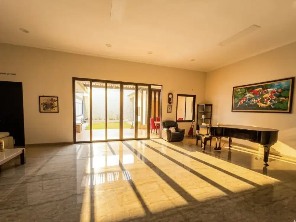 Rumah Mewah 1 Lantai Siap Huni Furnished di BTD 1 Kota Baru Parahyangan