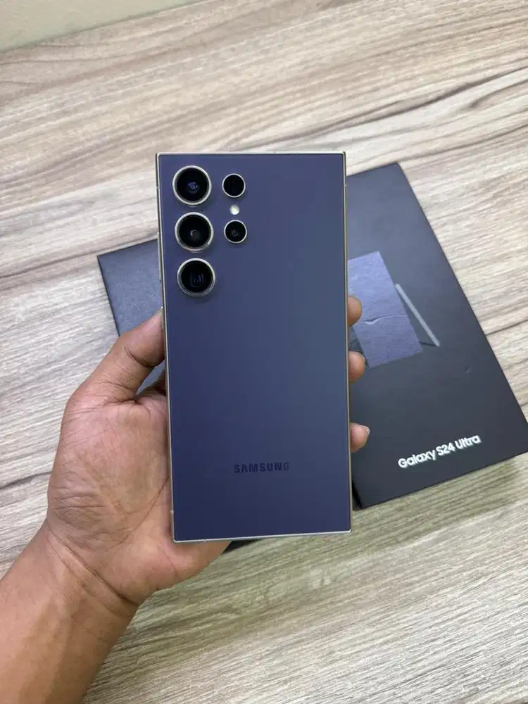 Samsung S24 Ultra 12/512GB Sein mulus