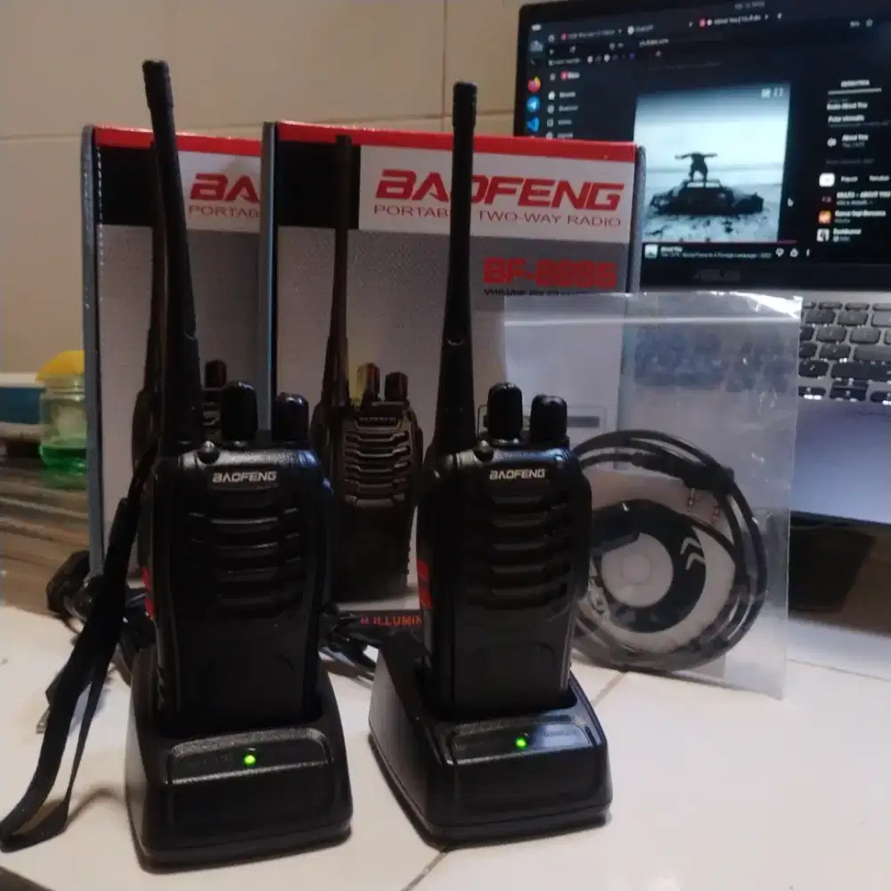 HT Baofeng 888s kondisi bagus