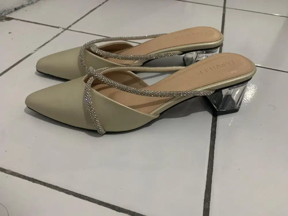 Jasville Agnes Heels