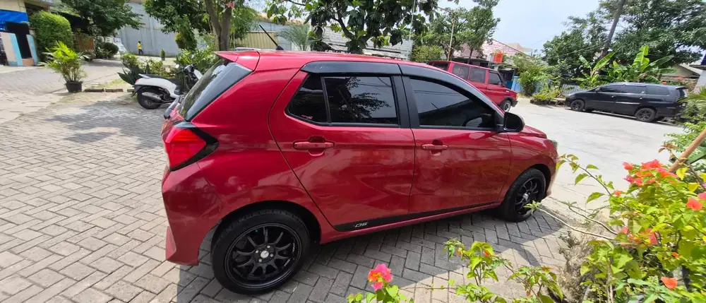 Daihatsu Ayla 2024 Bensin