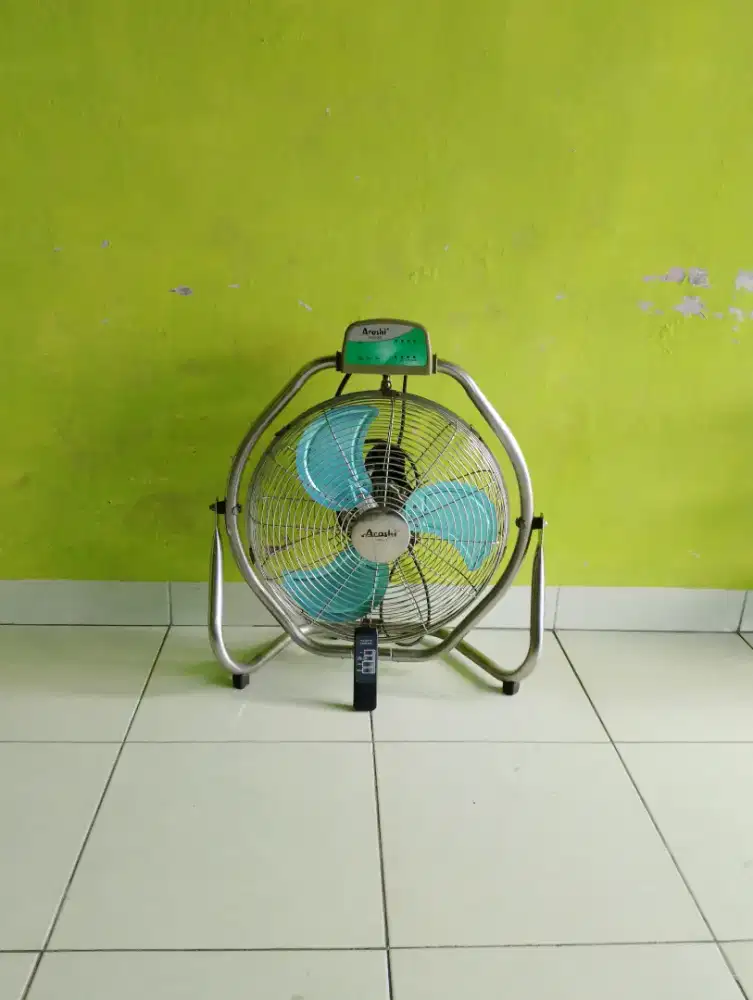 Kipas angin duduk/dinding merk Arashi 20 inch pakai remote
