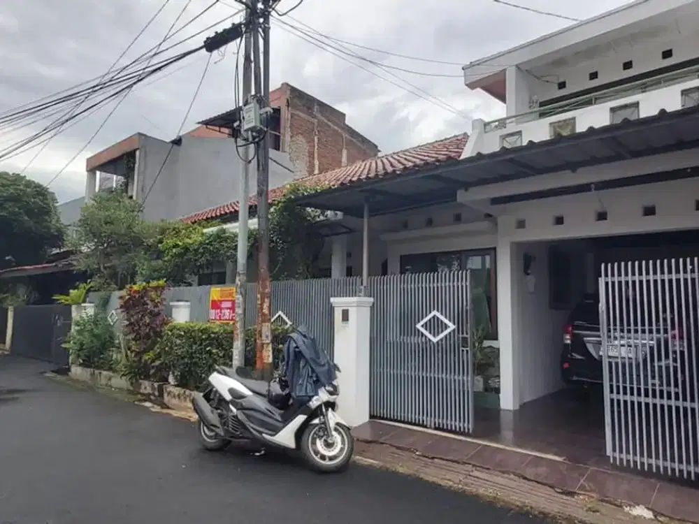 Rumah Nyaman Terawat di Margahayu Raya Bandung