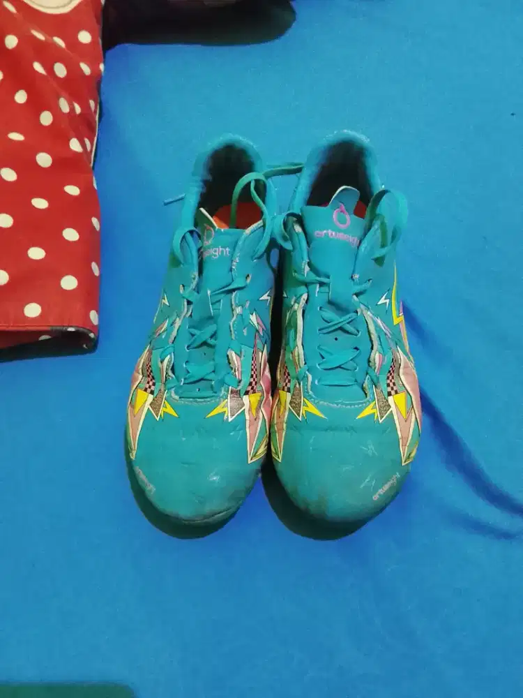 Sepatu bola ortuseigh ukuran 35