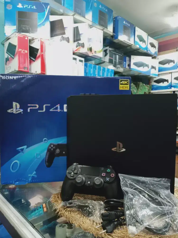 PS4 pro 1tb fullset