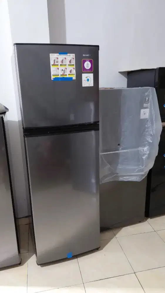 Kulkas sharp type tinggi SJ317 ORI BAGUS