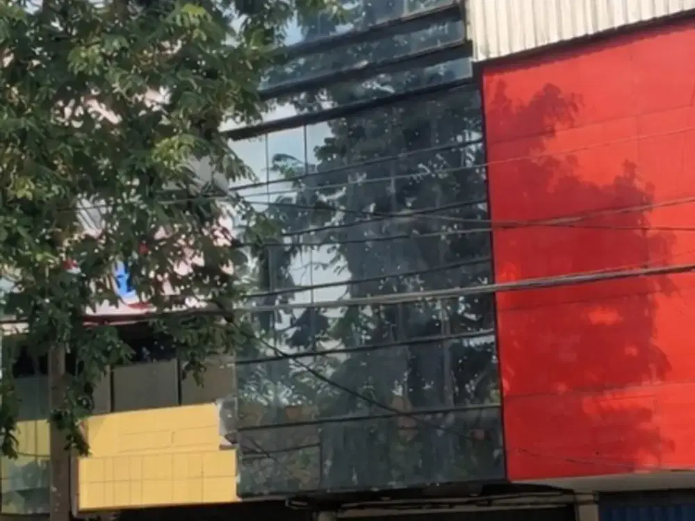 Ruko RMI Ngagel Siap Pakai dekat Pusat Kota Hadap Jalan Raya