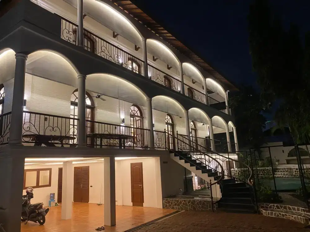DIJUAL Rumah Expatriat Perancis 10KT, 7KM di Cilandak Jakarta Selatan