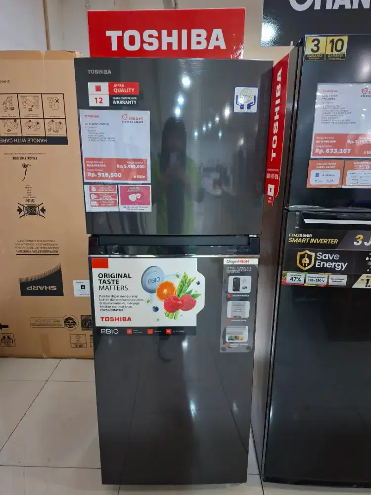 TOSHIBA KULKAS 2 PINTU
