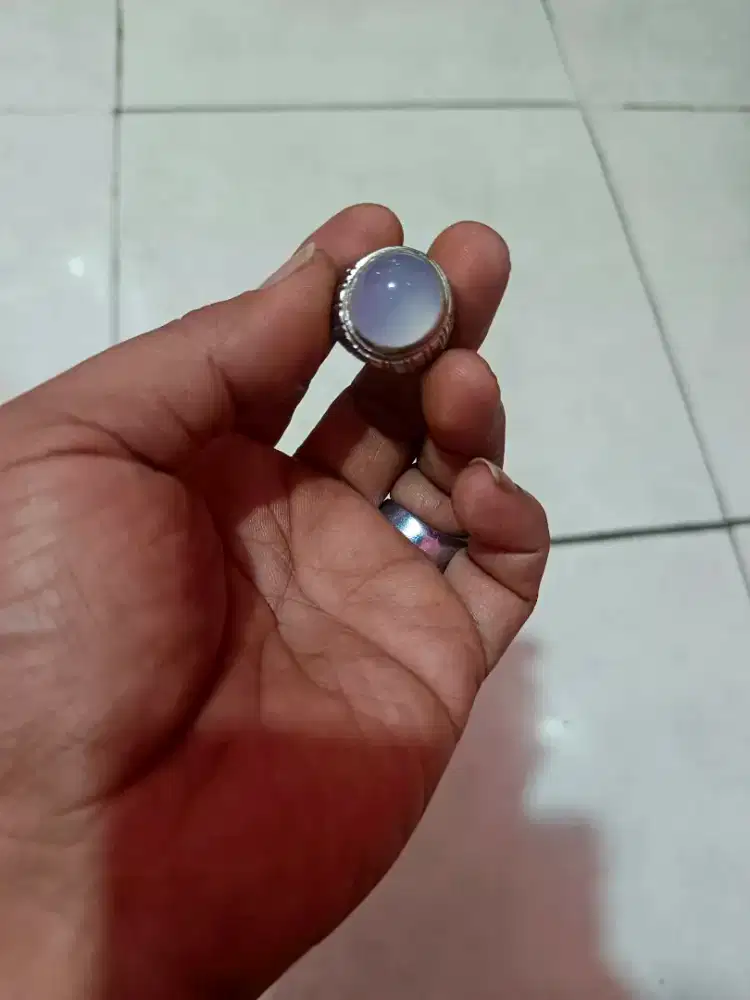 batu cincin batu raja biru langit