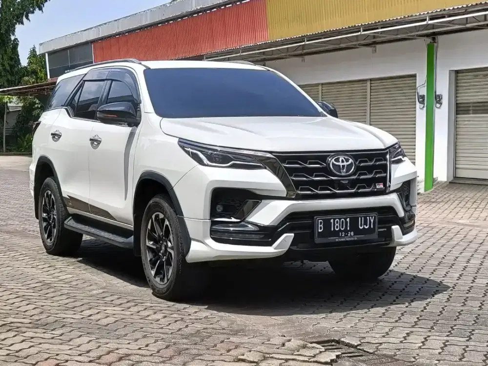 Toyota Fortuner Vrz Automatic 2021 Diesel Putih Metalik