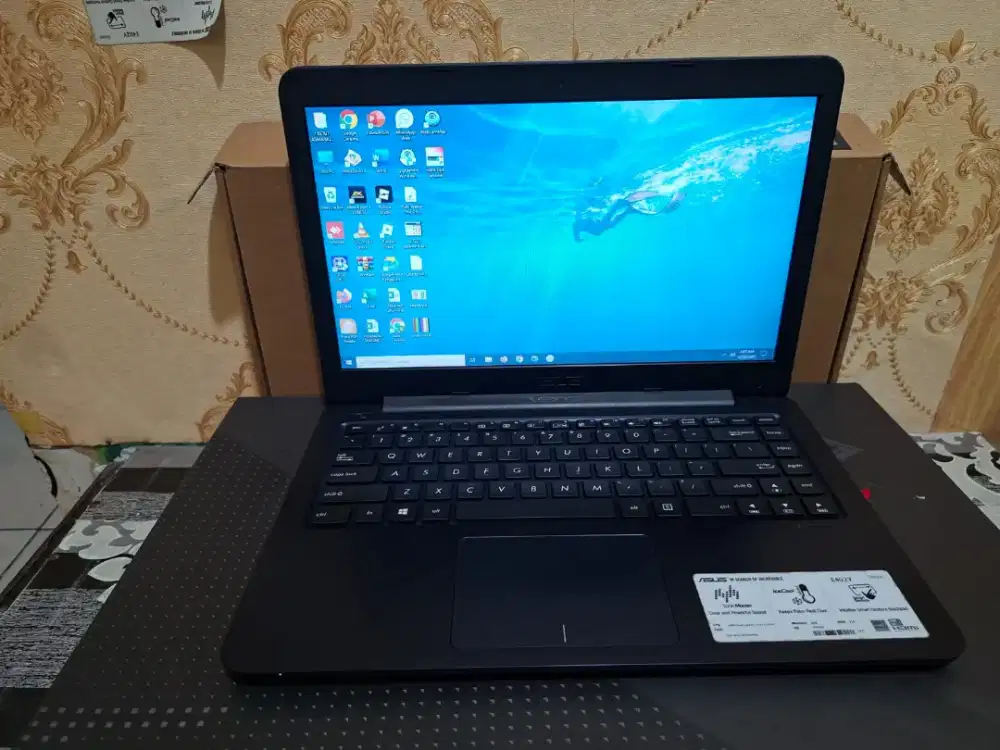 Jual cepet jual asus E402Y -Pemakaian Wajar aja -