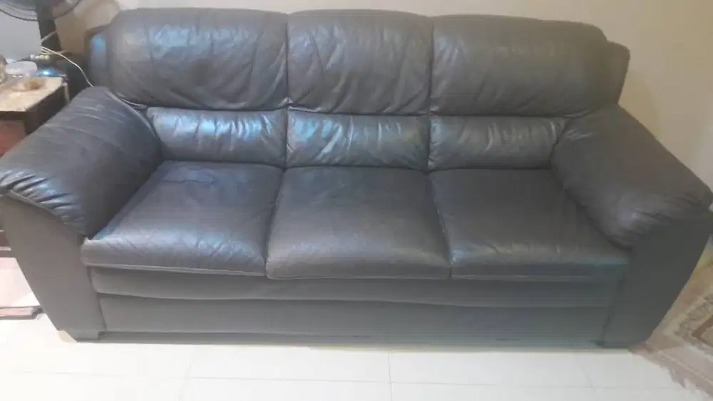 sofa kulit 3 seater